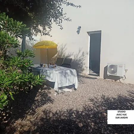 Quietude Πανσιόν 4*